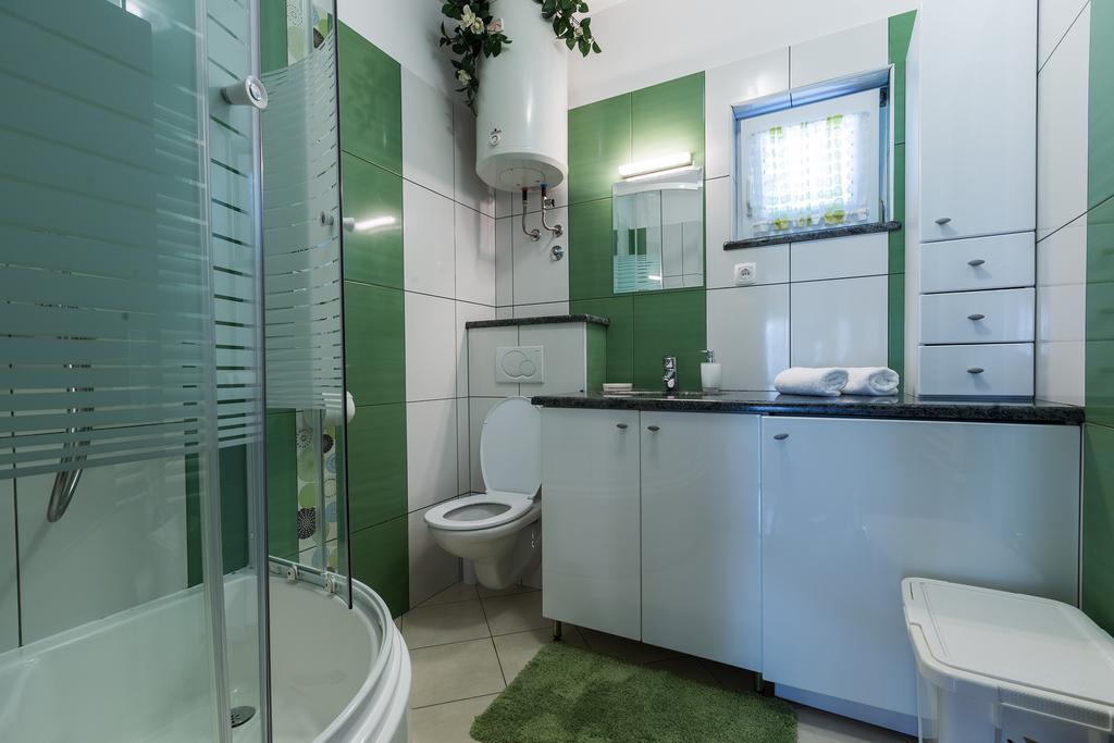 Holiday Villa Anna Primorski Dolac Luaran gambar
