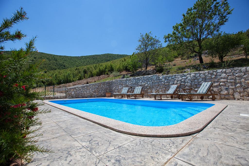 Holiday Villa Anna Primorski Dolac Luaran gambar