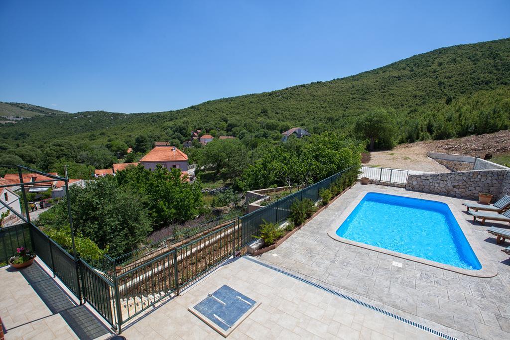 Holiday Villa Anna Primorski Dolac Luaran gambar