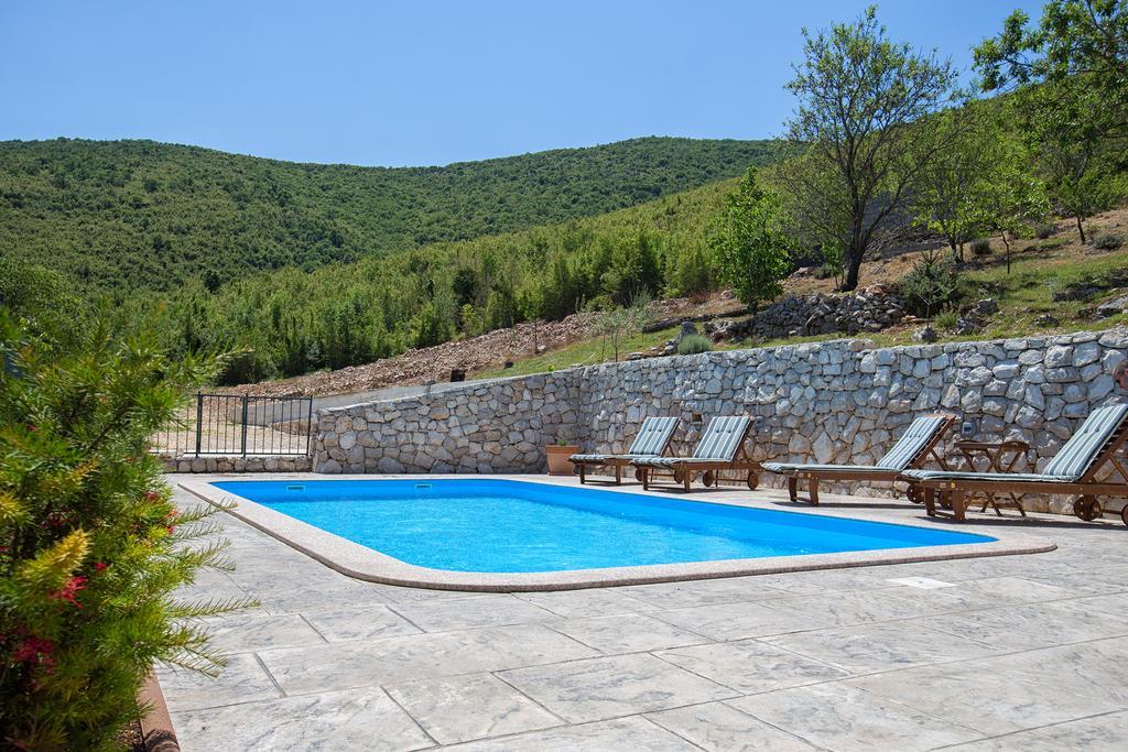 Holiday Villa Anna Primorski Dolac Luaran gambar