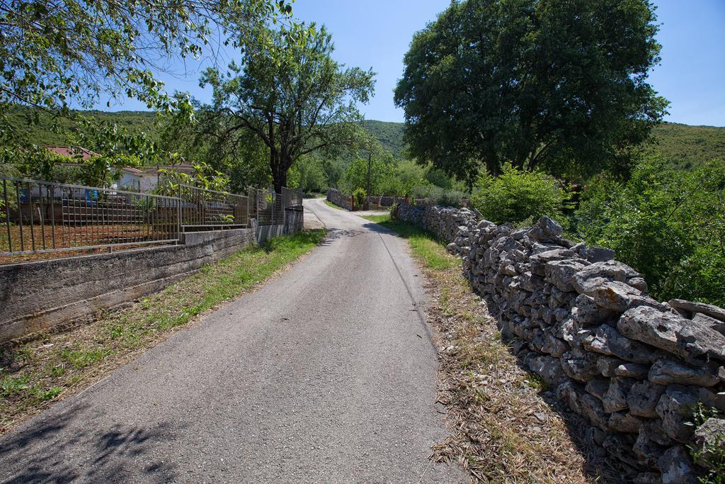 Holiday Villa Anna Primorski Dolac Luaran gambar